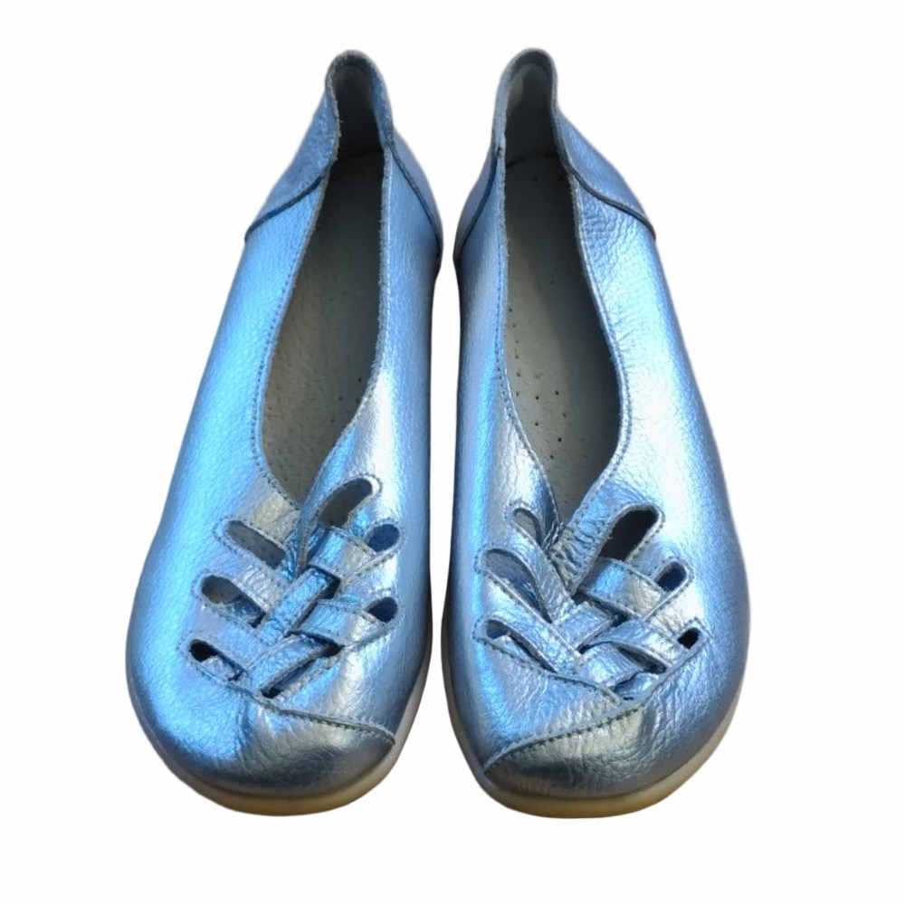 Women’s Metallic Silver Comfort Shoes Lace-Up Size EU 42 NWOT